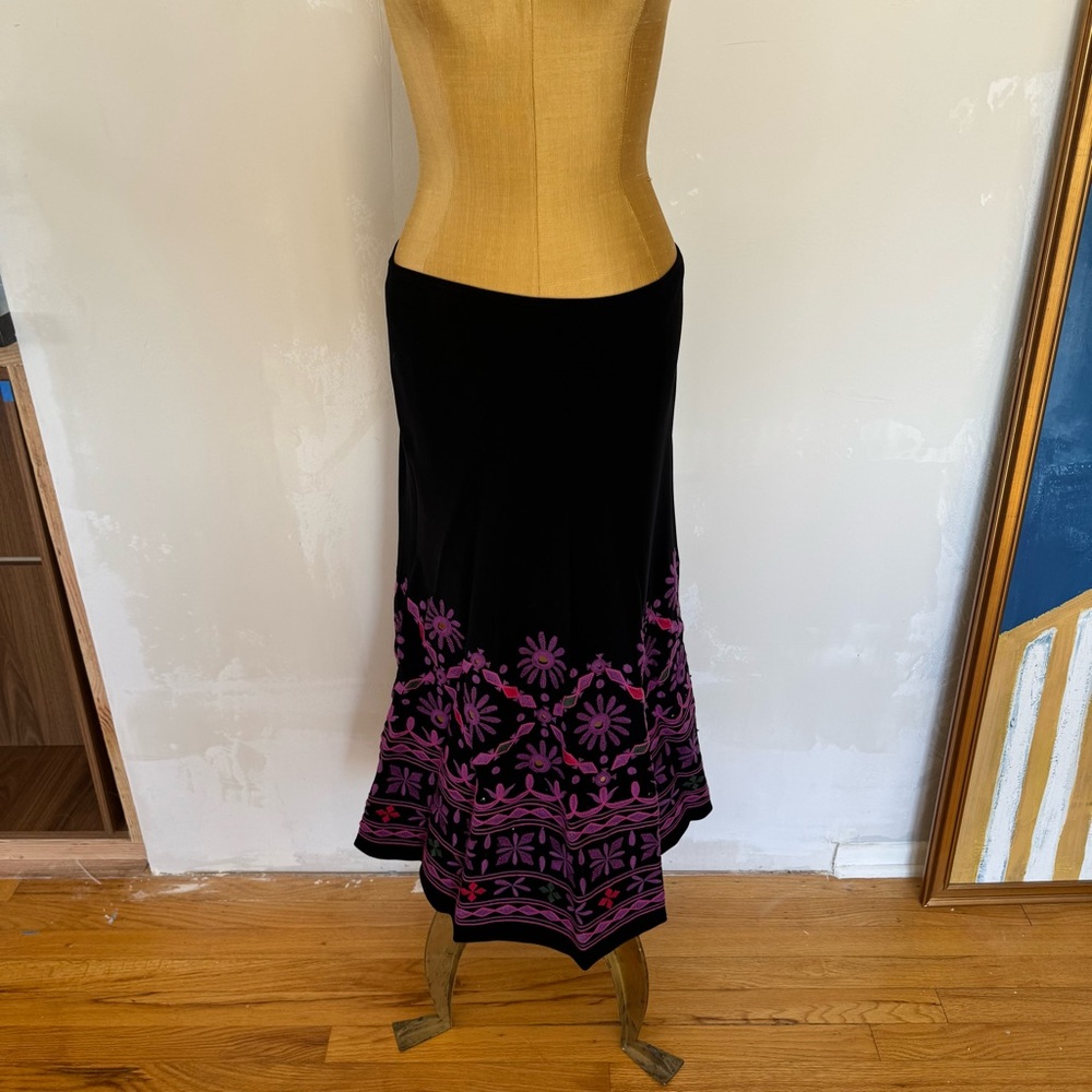 Lafayette 148 Black Skirt with Purple Floral Embroidery
